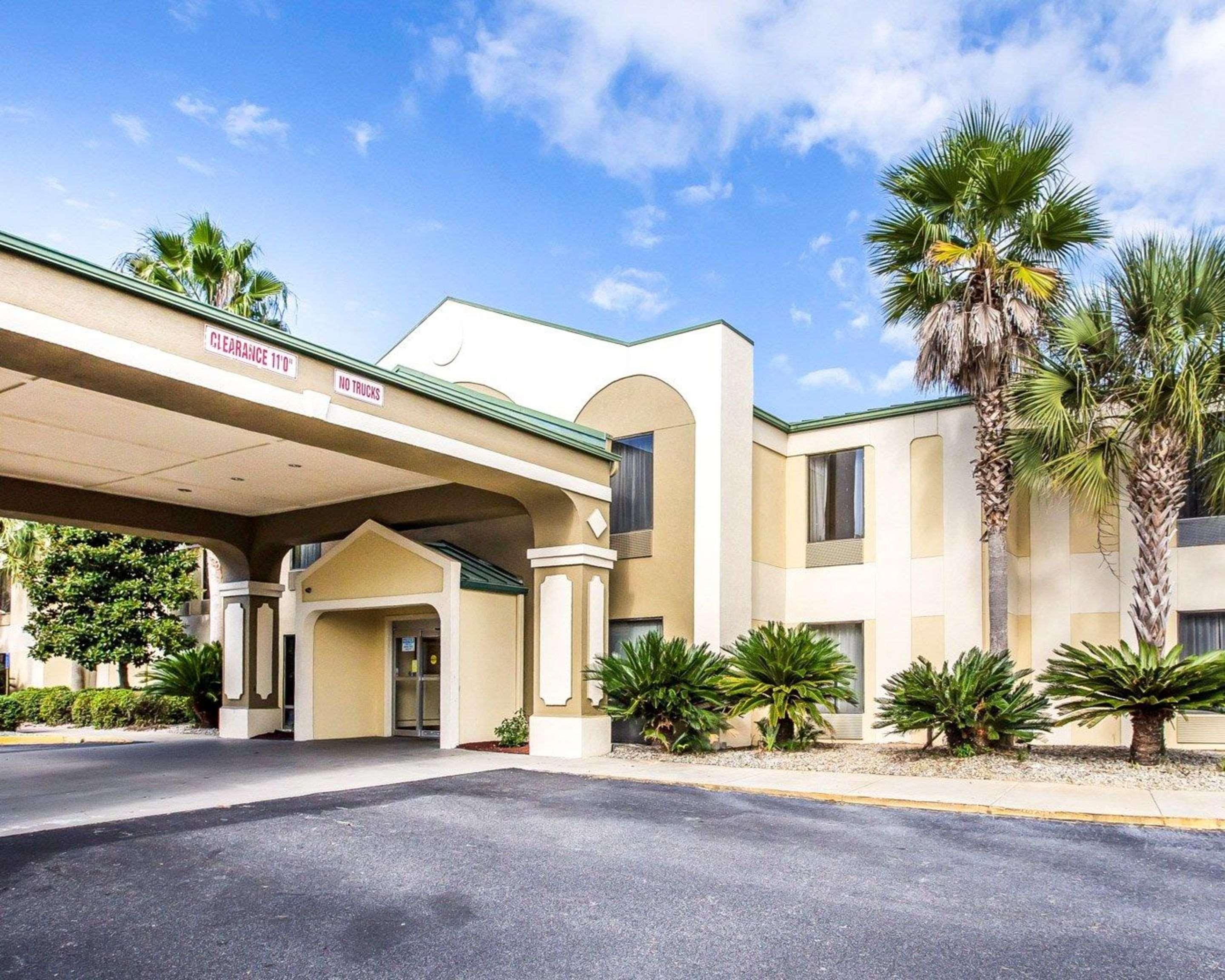 Quality Inn Darien-North Brunswick Exterior foto