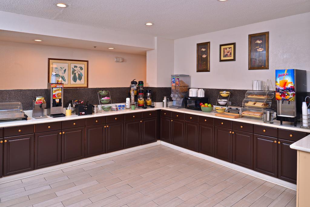 Quality Inn Darien-North Brunswick Zimmer foto